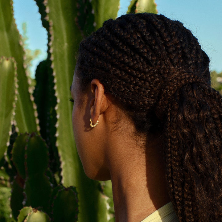 Liv | Mini Heart Hoops i 22K Forgyldt Sterlingsølv